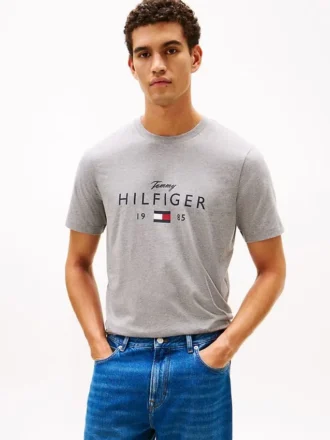 ヒルフィガー 1985 グラフィックTシャツ ヒルフィガー 1985 グラフィックTシャツ