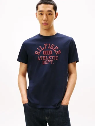 ヒルフィガー 1985 アスレチック ロゴ Tシャツ ヒルフィガー 1985 アスレチック ロゴ Tシャツ