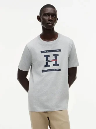 HロゴTシャツ