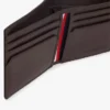 ペブルドレザー製二つ折り財布