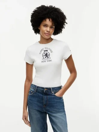 スリムフィット ガーメントダイ クレストロゴTシャツ