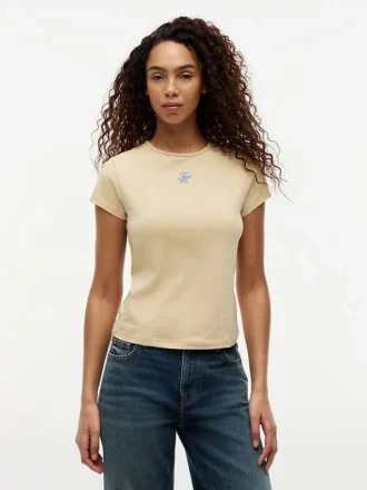 スリムフィットのモノグラムTシャツ
