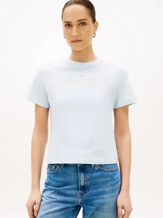 ゴールドトーンのクラブクレストロゴTシャツ