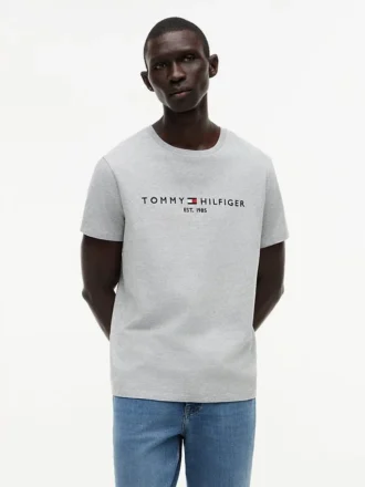 刺繍入りトミーロゴTシャツ