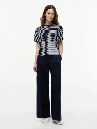 バットウィングスリーブ クルーネックTシャツ