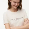 刺繍入りトミーロゴTシャツ 刺繍入りトミーロゴTシャツ