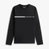 ロングスリーブ トーン・オン・トーン フラッグロゴ Tシャツ ロングスリーブ トーン・オン・トーン フラッグロゴ Tシャツ