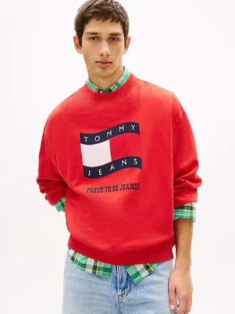 Tommy Jeans ウェービー・フラッグ・ロゴ スウェットシャツ