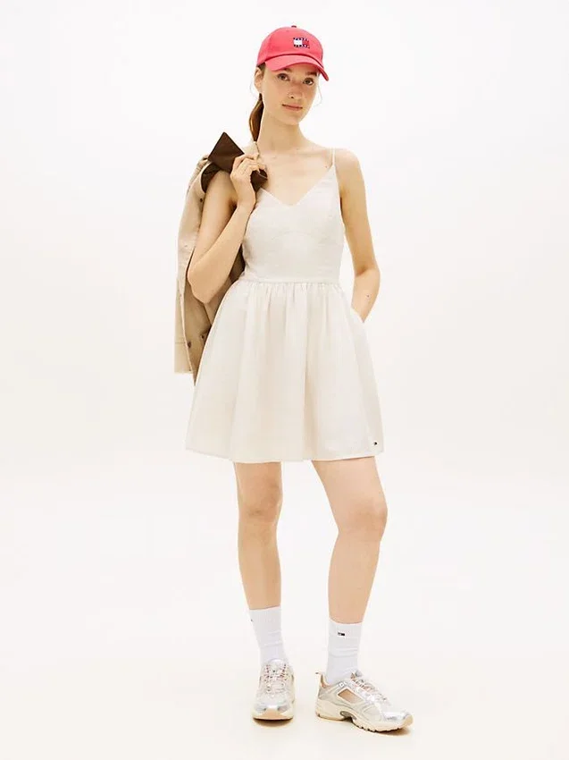 Tommy Jeans リネン混紡 スケータードレス Tommy Jeans リネン混紡 スケータードレス