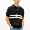 Tommy Jeans ショーツ付き半袖セーターポロ Tommy Jeans ショーツ付き半袖セーターポロ