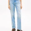 Tommy Jeans スリムストレートジーンズ Tommy Jeans スリムストレートジーンズ