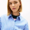 Tommy Jeans ストライプ ポプリンシャツ Tommy Jeans ストライプ ポプリンシャツ