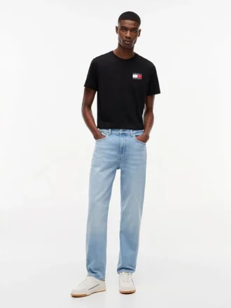 Tommy Jeans テーパード・ストレート・ジーンズ