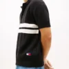 Tommy Jeans ショーツ付き半袖セーターポロ Tommy Jeans ショーツ付き半袖セーターポロ