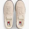 Tommy Jeans スエード スケーター スニーカー Tommy Jeans スエード スケーター スニーカー