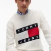 Tommy Jeans フラッグロゴ クルーネックセーター Tommy Jeans フラッグロゴ クルーネックセーター
