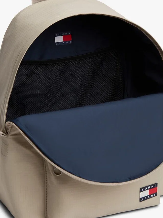 Tommy Jeans エッセンシャル リップストップ バックパック Tommy Jeans エッセンシャル リップストップ バックパック