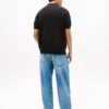 Tommy Jeans ショーツ付き半袖セーターポロ Tommy Jeans ショーツ付き半袖セーターポロ