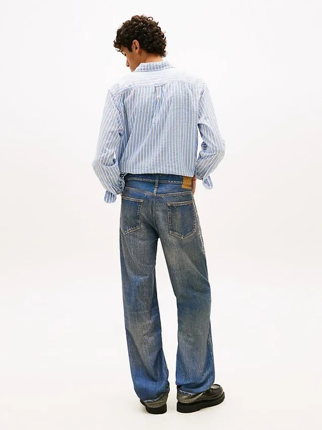 Tommy Jeans チェーンプリント リラックスジーンズ Tommy Jeans チェーンプリント リラックスジーンズ