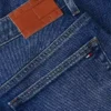 Tommy Jeans テーパード・ストレート・ジーンズ