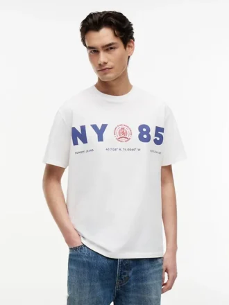 Tommy Jeans リラックスフィット NY 85 Tシャツ