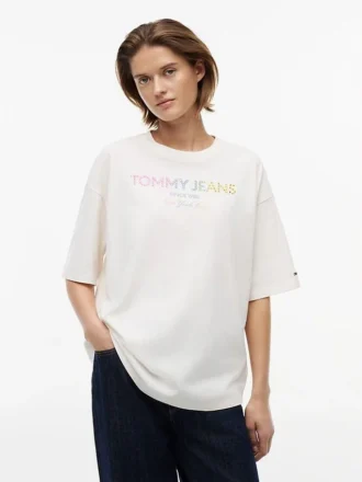 Tommy Jeans クリスタルロゴTシャツ