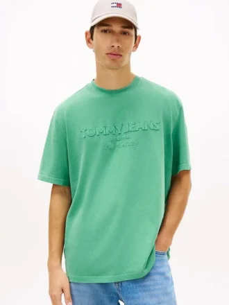 Tommy Jeans ディストレスド・ロゴTシャツ Tommy Jeans ディストレスド・ロゴTシャツ