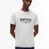 Tommy Jeans ロゴ スリムフィット Tシャツ Tommy Jeans ロゴ スリムフィット Tシャツ