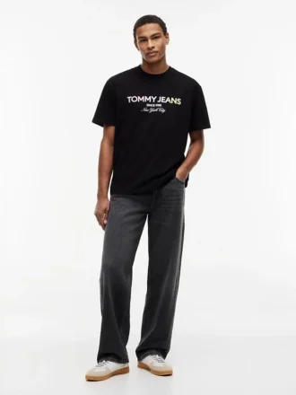 Tommy Jeans グラデーションロゴTシャツ Tommy Jeans グラデーションロゴTシャツ