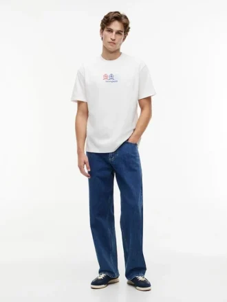 Tommy Jeans マルチクレスト ロゴ Tシャツ
