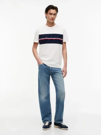 Tommy Jeans シグネチャー・ロゴ・テープ Tシャツ