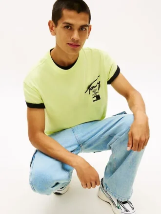 Tommy Jeans スプレーペイントロゴ Tシャツ