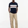 Tommy Jeans シグネチャー・ロゴ・テープ Tシャツ