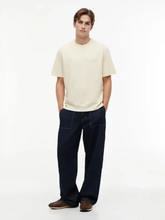 Tommy Jeans ディストレスド・ロゴTシャツ