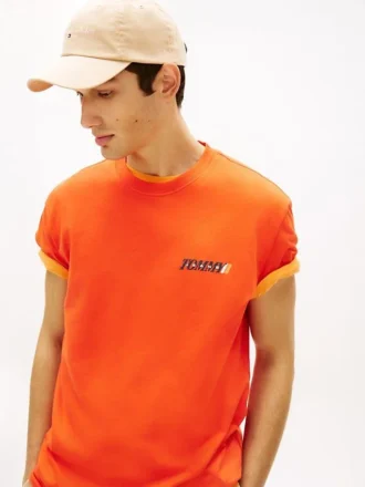 Tommy Jeans バックロゴTシャツ