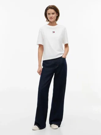 Tommy Jeans バッジ ボクシー Tシャツ