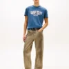 Tommy Jeans ウェービー・フラッグ・ロゴ Tシャツ