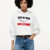 Tommy x Cadillac F1® Team シェブロン フーディー Tommy x Cadillac F1® Team シェブロン フーディー