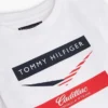 キッズ Tommy x Cadillac F1® Team シェブロン Tシャツ