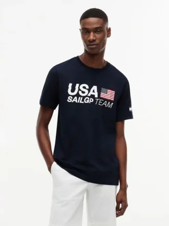 トミー × US SailGP チーム ロゴ Tシャツ